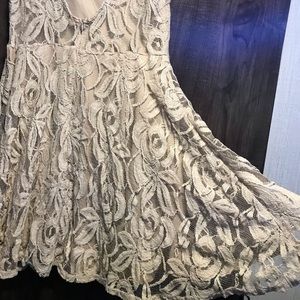 Beige Lace backless dress